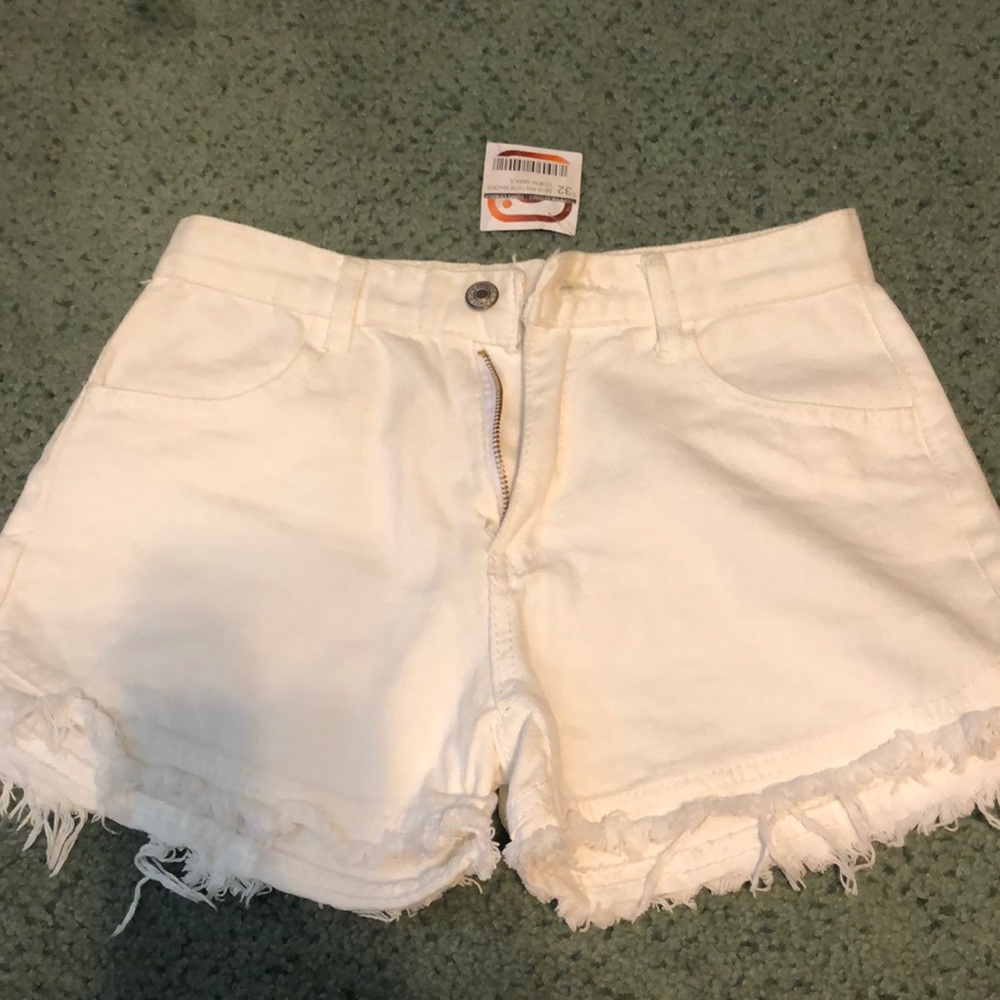 Brand New White Copper Closet Jean Shorts